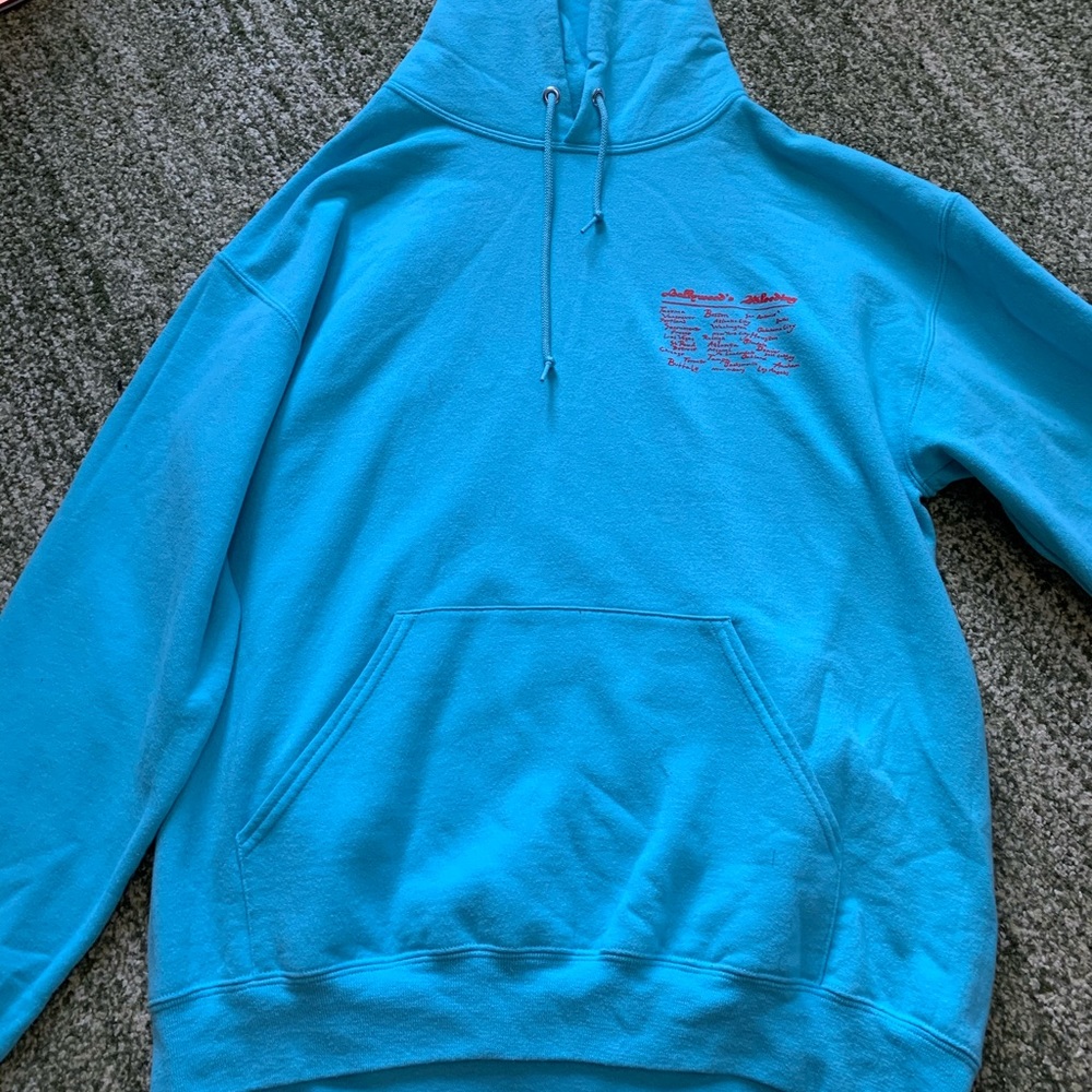 hollywood’s bleeding tour merch post malone